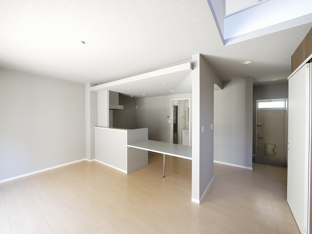 MSコートⅡの駐車場|ゆったりとした居間です