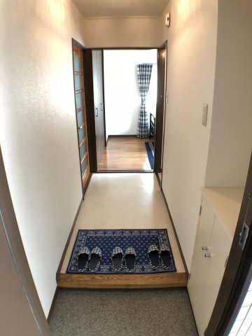 エトワール美住の玄関