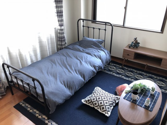 エトワール美住の洋室