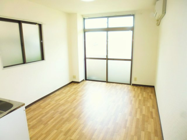 プレアール有瀬の居間・リビング