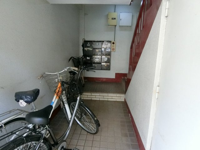 【エントランス】 | 昭和ビル