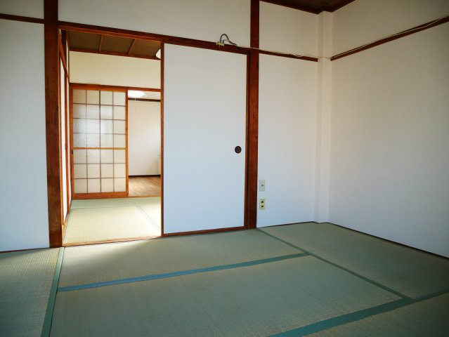 【寝室】 | 昭和ビル