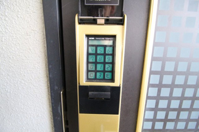 【セキュリティ】 | ラ・ヴィスタ板宿