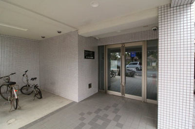 【エントランス】 | ラ・ヴィスタ板宿