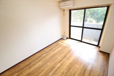 【居間・リビング】 | ラ・ヴィスタ板宿