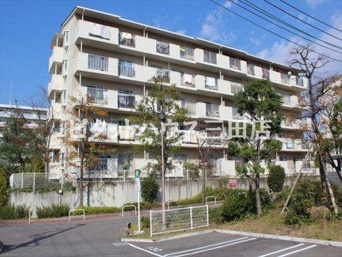 あかしあ台ハイツ13号棟の詳細ページ 三田市賃貸 ピタットハウス三田店