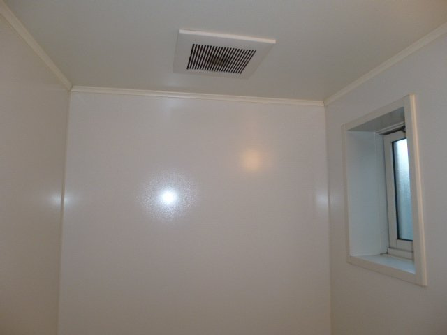 エッセ・ナイガイＡの浴室|換気扇