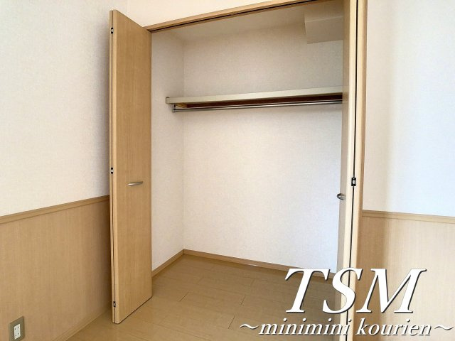 エストコリーヌ　Ⅱ番館の収納