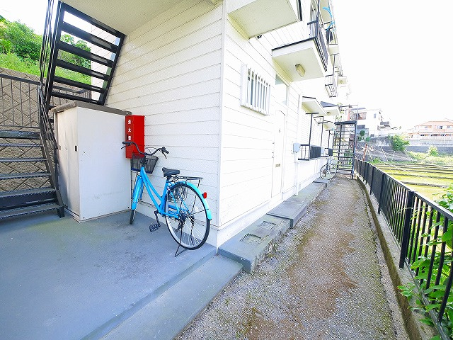 グリーンハイツⅠ（九条町）のその他共用部分|階段部分です