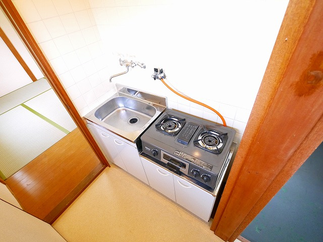 グリーンハイツⅠ（九条町）のキッチン|使いやすいキッチンです