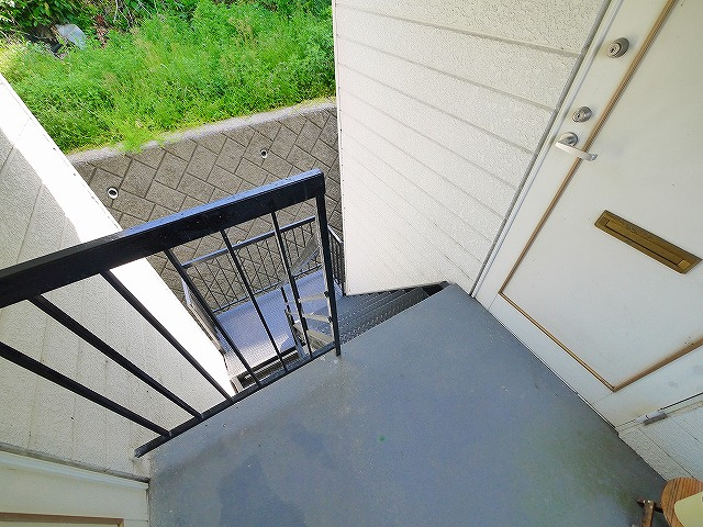 グリーンハイツⅠ（九条町）のその他共用部分|玄関前はこのようになっています。