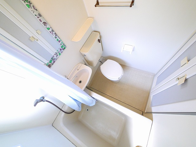 グリーンハイツⅠ（九条町）の浴室|落ち着いた空間のお風呂です