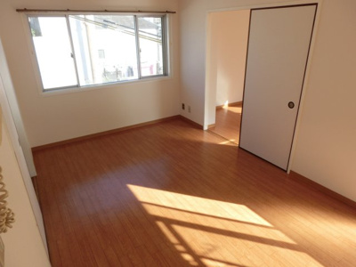 【居間・リビング】 | 桂尾山サンハイツ