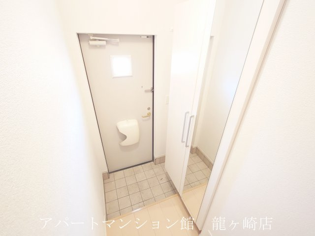 グラン・リーオⅢの玄関