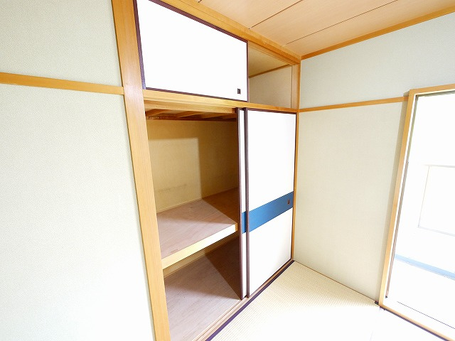 楠本第二ビルの収納|ちょっとした収納スペースも充実しています