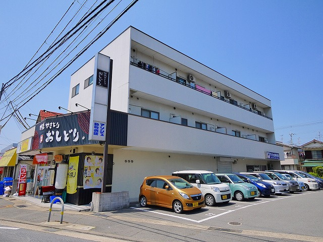 シティロイヤル大和小泉Aの外観|外はこのようになっています