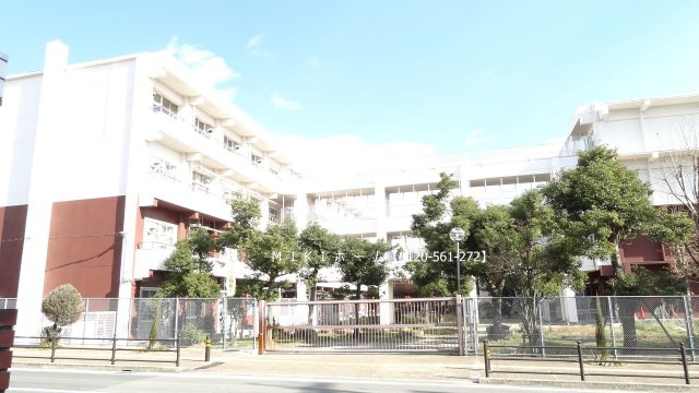 箕面市牧落3丁目　土地の周辺|箕面市立中小学校