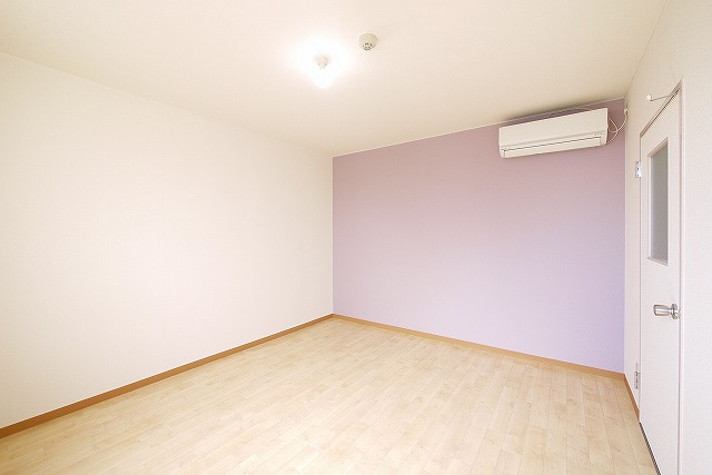 コーポ諏訪柳町の居間・リビング|リビングです