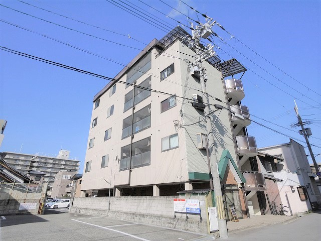 コーポ諏訪柳町の外観|外はこのようになっています