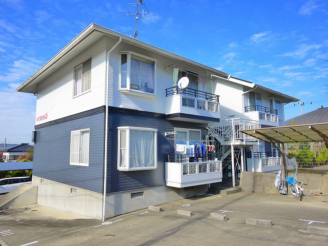 ハイツ　さくらDの外観