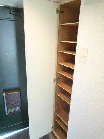 ＫＮマンションの収納|下駄箱