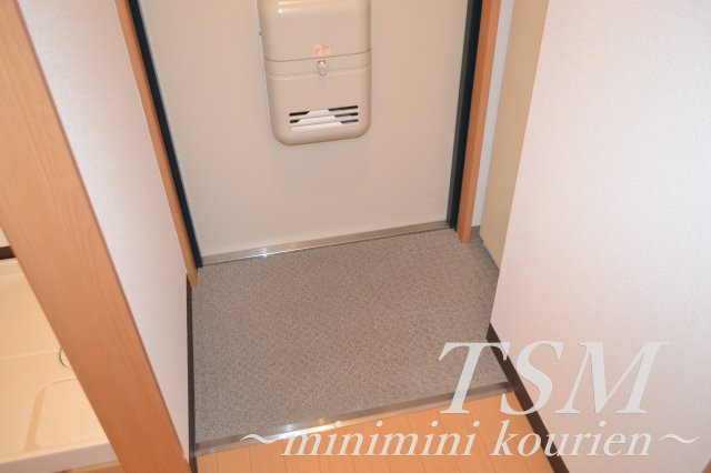 Ｍ’プラザ 香里参番館の玄関|シューズボックス付きの玄関