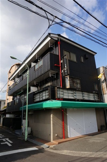 【外観】 | 黒の外観がスタイリッシュです。
