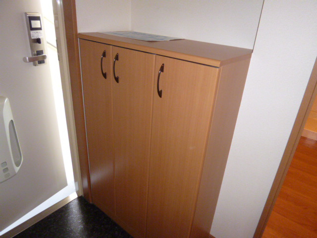 グラシアスの玄関|シューズボックス