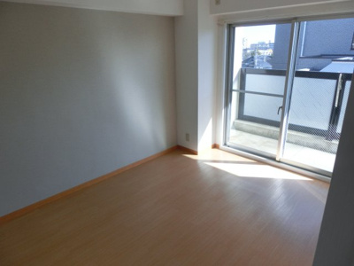 【洋室】 | 東須磨プラザ