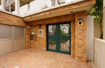 【エントランス】