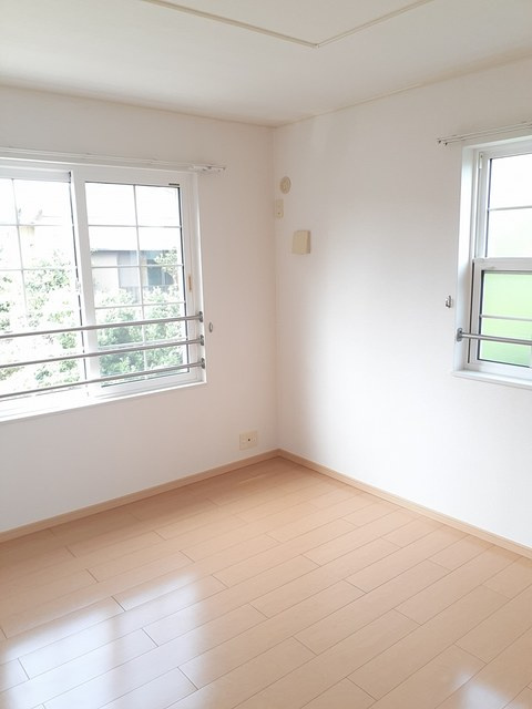 ソレイユDの洋室