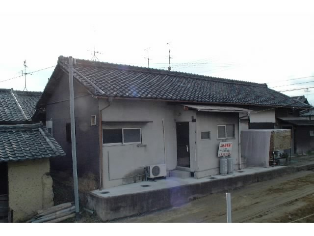 東中貸家（平松１丁目）の外観