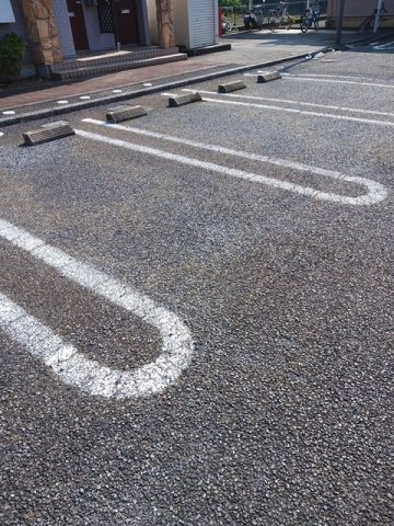 プラムフィールドAの駐車場