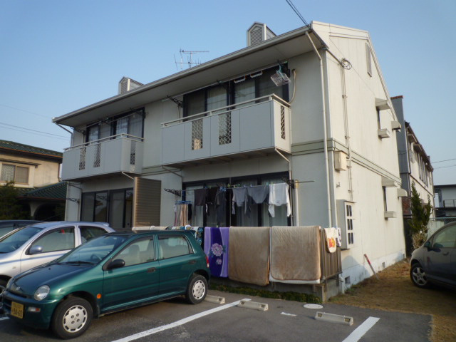 倉敷市亀山のアパートの外観