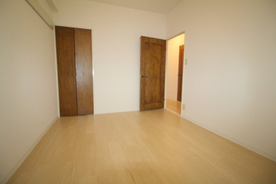 【洋室】 | ガーデンヒルズ