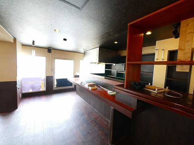 千曲ビルの内装