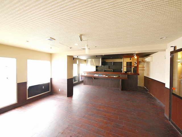 千曲ビルの内装