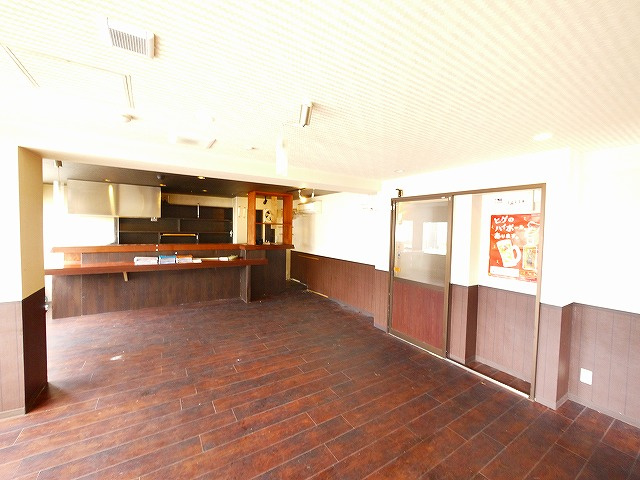 千曲ビルの内装