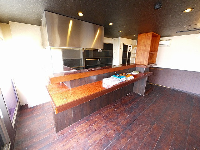 千曲ビルの内装