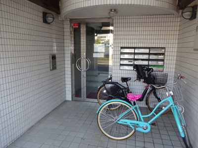 【エントランス】 | コートサクラヅカ