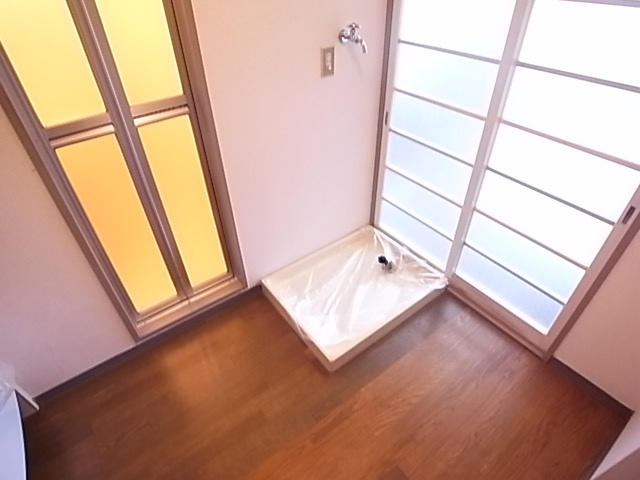 サンマリン西舞子の玄関