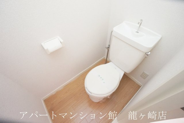 メゾンジュネスのトイレ