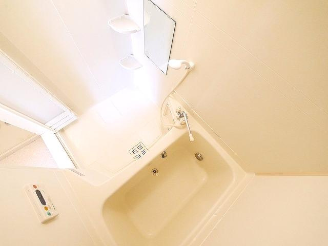 ラフィナートの浴室|落ち着いた空間のお風呂です
