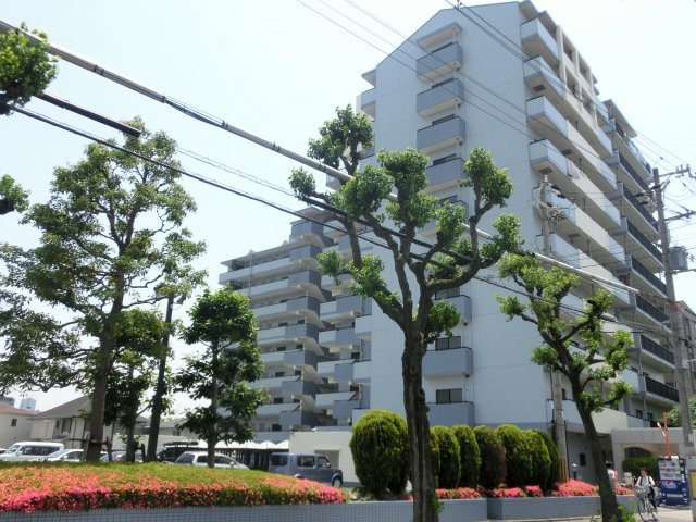 ファーロ新北島の外観