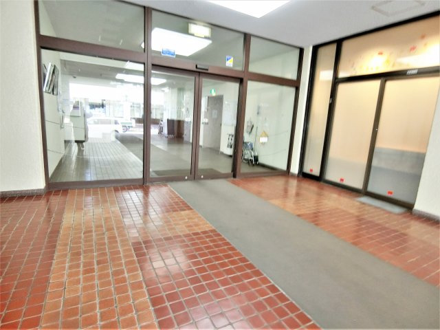 大あみハイツＡ棟のロビー