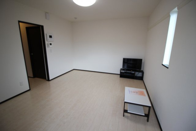 【洋室】 | レオネクストかぐや