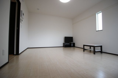 【洋室】 | レオネクストかぐや