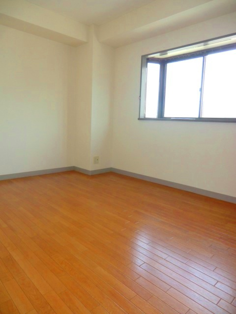 ドリームハイツの洋室