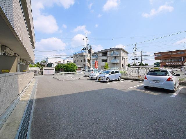 AIRYU TOHOⅡ（エアーユ　トーホー）の駐車場