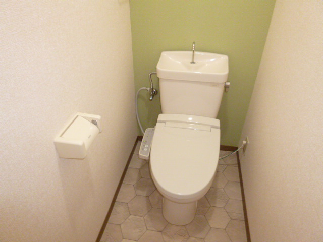 ふぁみーるみやけのトイレ|温水洗浄便座